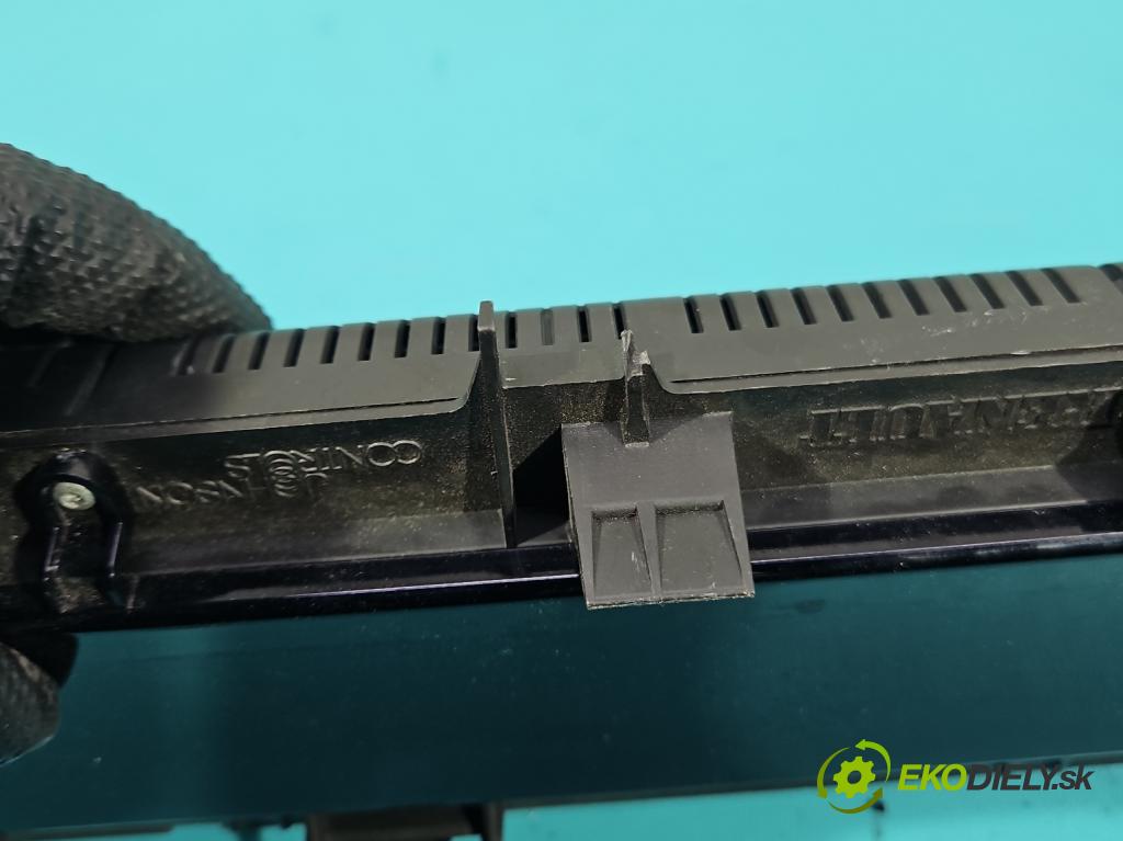 Renault Scenic II 2003-2009 1.9 dci 120 HP manual 88 kW 1870 cm3 5- prístrojovka/ budíky P8200365607D (Prístrojová doska)