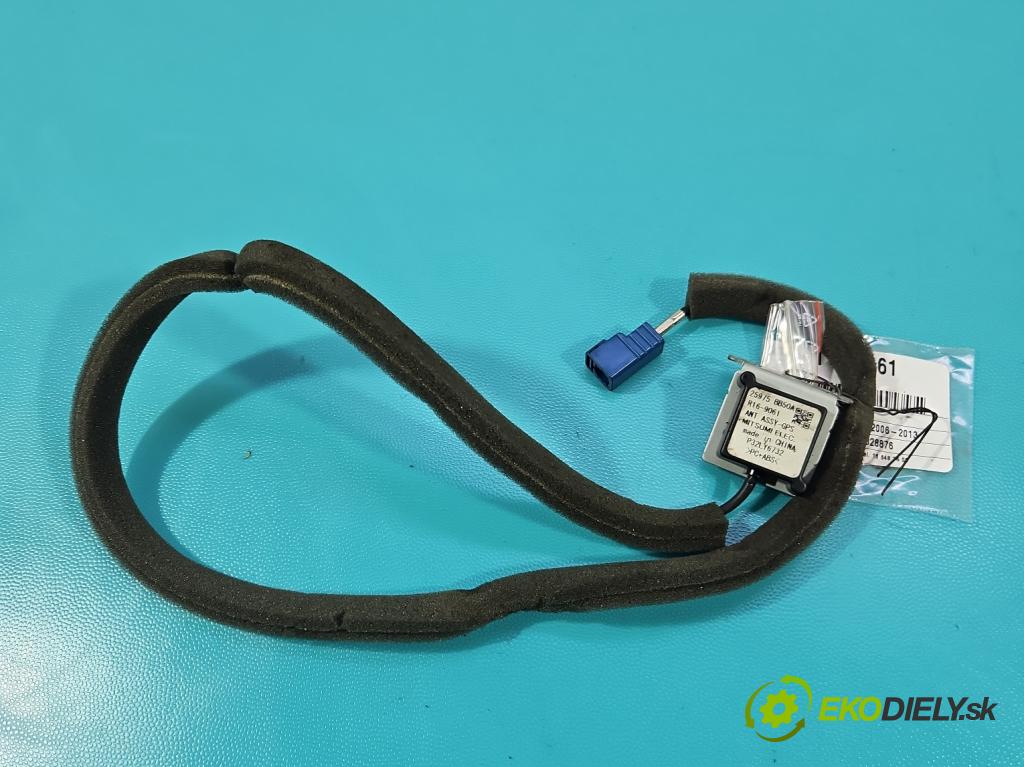 Nissan Qashqai I J10 2006-2013 1.6 dci 131 hp manual 96 kW 1598 cm3 5- Antena 25975-BB50A