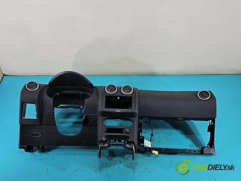 Nissan Qashqai I J10 2006-2013 1.6 dci 131 HP manual 96 kW 1598 cm3 5- kokpit,pristrojová doska rozdeľovacia 
