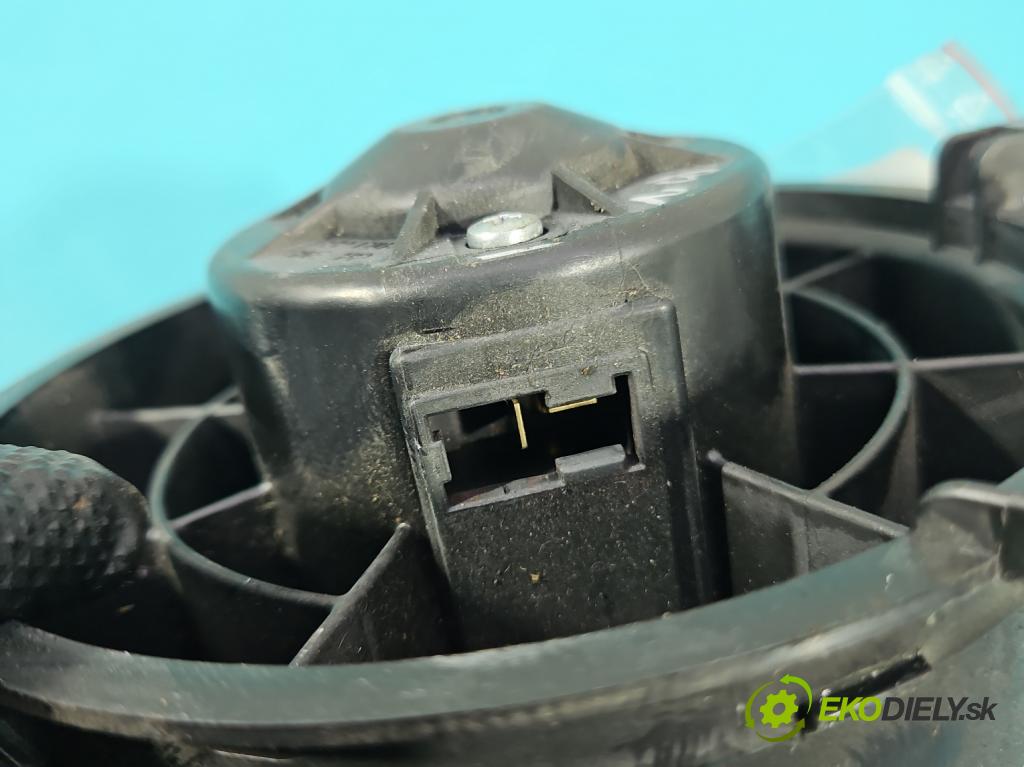Nissan Qashqai I J10 2006-2013 1.6 dci 131 hp manual 96 kW 1598 cm3 5- ventilátor vzduchu