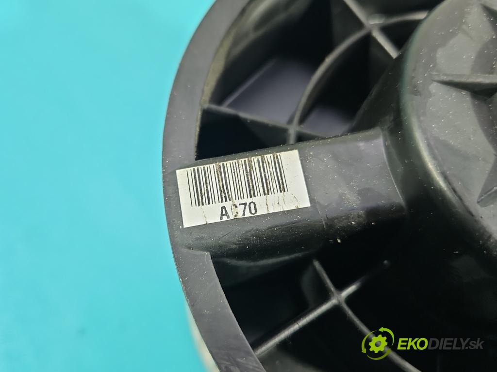 Nissan Qashqai I J10 2006-2013 1.6 dci 131 hp manual 96 kW 1598 cm3 5- ventilátor vzduchu