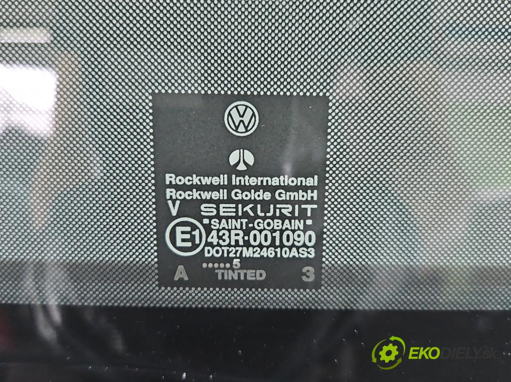 Vw Golf III 1991-1998 1.8 75 HP manual 55 kW 1781 cm3 5- Střešní okno:  (Sklo karosérie)