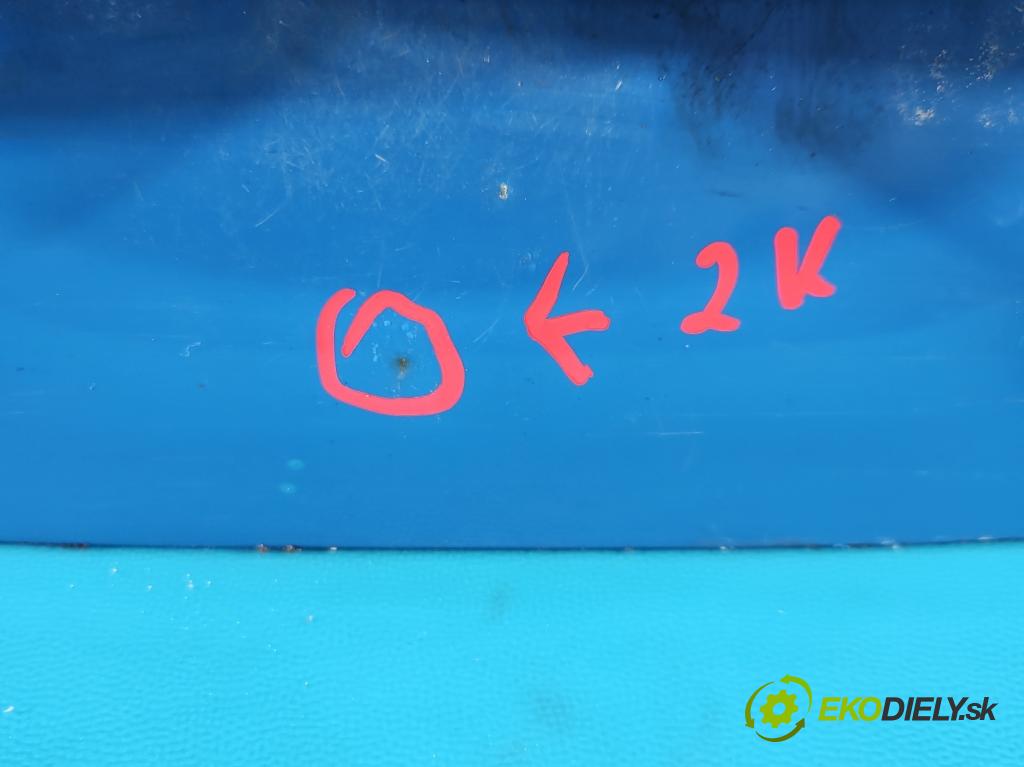 Opel Corsa C 2000-2006 1.0 12V 58 hp manual 43 kW 973 cm3 5- zadní kufrové dveře  (Zadní kapota (kufr))