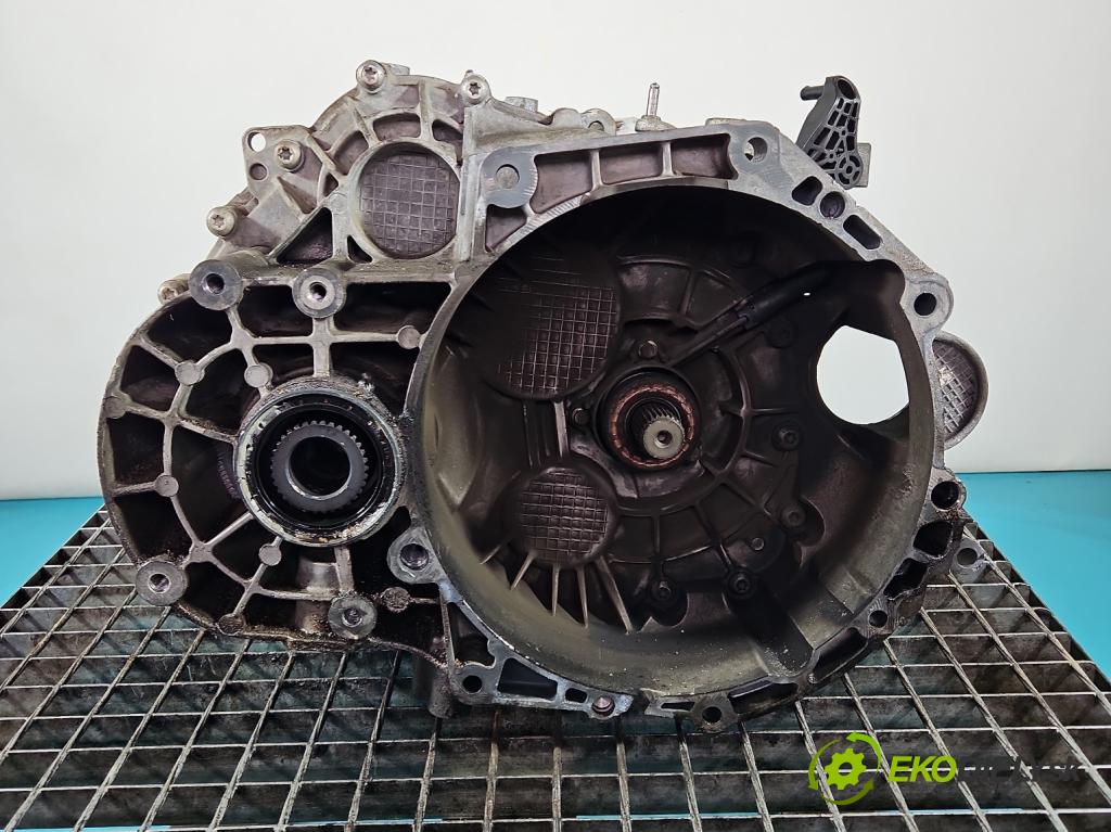 Vw Tiguan I 2007-2016 2.0 TDI 140 hp manual 103 kW 1968 cm3 5- převodovka stupňová manual KUG