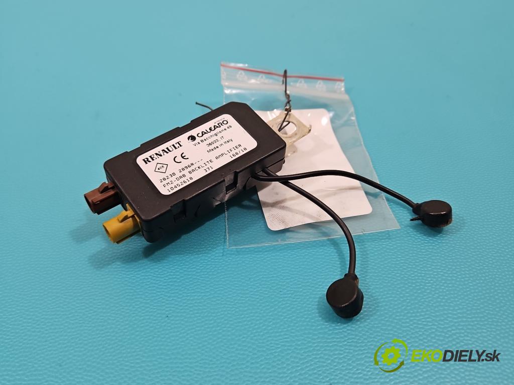 Renault Talisman 2015-2022 1.6 150 HP automatic 110 kW 1618 cm3 4- Zesilovač: 282302896R (Zosilňovač)