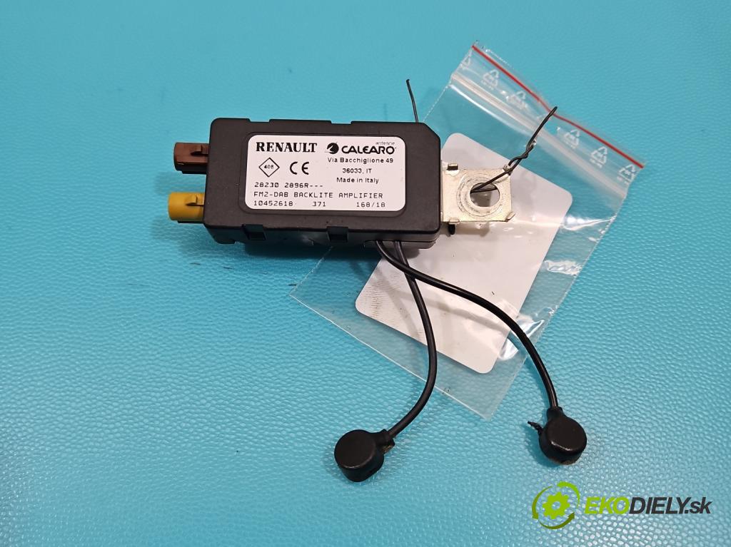 Renault Talisman 2015-2022 1.6 150 HP automatic 110 kW 1618 cm3 4- Zesilovač: 282302896R (Zosilňovač)