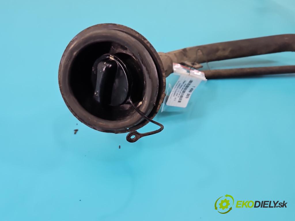 Nissan Qashqai I J10 2006-2013 1.6 dci 131 hp manual 96 kW 1598 cm3 5- Zástrčka: nalévání paliva