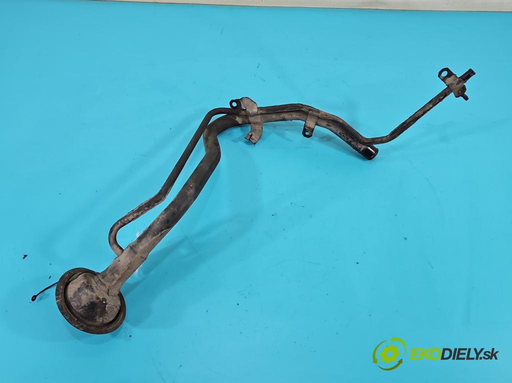 Nissan Qashqai I J10 2006-2013 1.6 dci 131 hp manual 96 kW 1598 cm3 5- Zástrčka: nalévání paliva