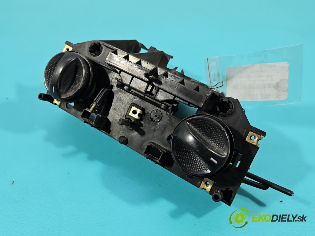 Iveco Daily III 1999-2006 2.8 TD 110 hp manual 81 kW 2800 cm3 5- palubní deska panel topení 