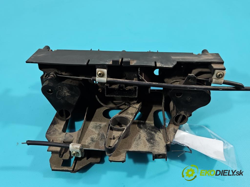 Iveco Daily III 1999-2006 2.8 TD 110 hp manual 81 kW 2800 cm3 5- palubní deska panel topení