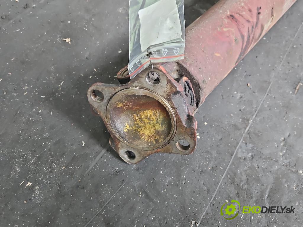 Iveco Daily III 1999-2006 2.8 TD 110 HP manual 81 kW 2800 cm3 5- Hřídel: zadné  (Kardaňový hriadeľ)