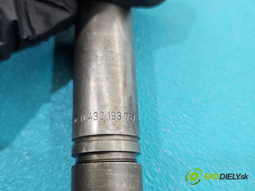 Iveco Daily III 1999-2006 2.8 TD 110 HP manual 81 kW 2800 cm3 5- vstrek 0432193757 (Vstrekovač paliva)