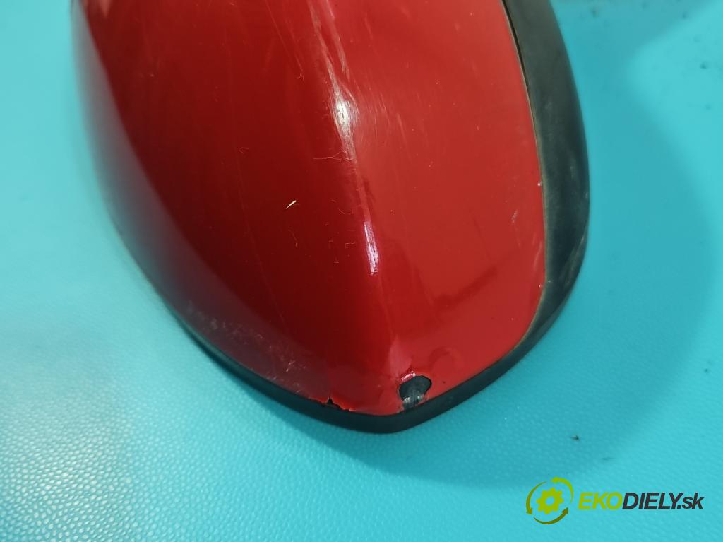 Fiat Punto Grande 1.2 8V 65 hp manual 48 kW 1242 cm3 3- zpětné zrcátko pravé  (Klika dveří ostatní)