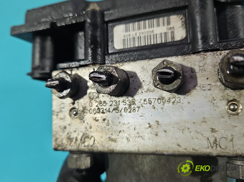 Fiat Punto Grande 1.2 8V 65 HP manual 48 kW 1242 cm3 3- čerpadlo abs 0265231535 (Pumpa ABS)