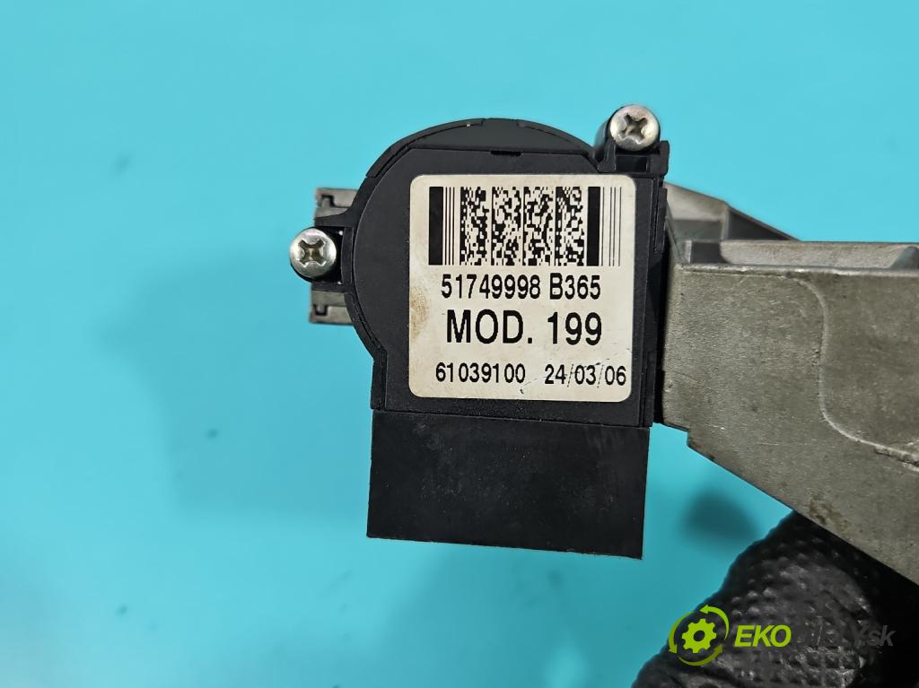 Fiat Punto Grande 1.2 8V 65 HP manual 48 kW 1242 cm3 3- riadiaca jednotka motora 51784956