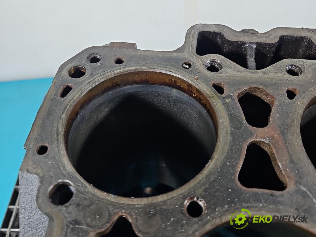 Vw Passat B6 2005-2010 3.2 FSI V6 250 HP automatic 184 kW 3168 cm3 4- Blok motora AXZ (Blok motora)