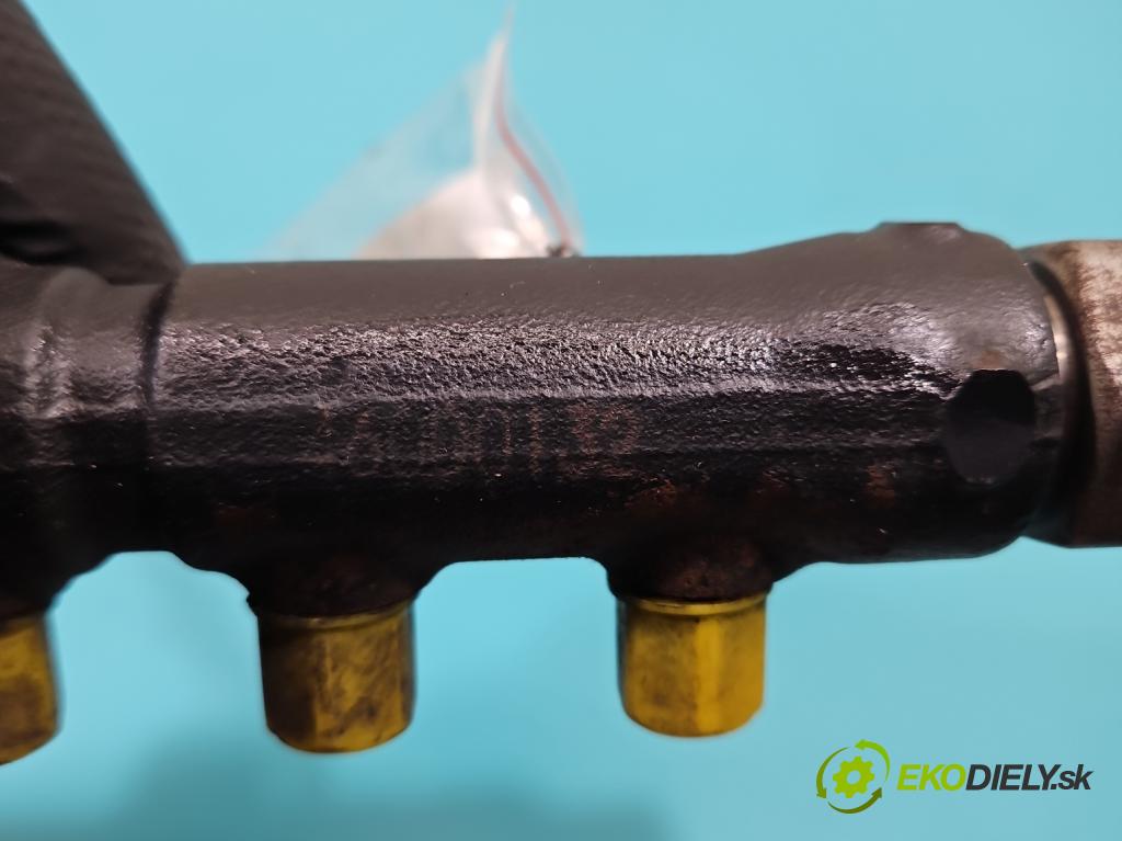 Toyota Corolla Verso II 2004-2009 2.0 D4D 116 HP manual 85 kW 1995 cm3 5- lišta vstrekovacia  (Vstrekovacia lišta)