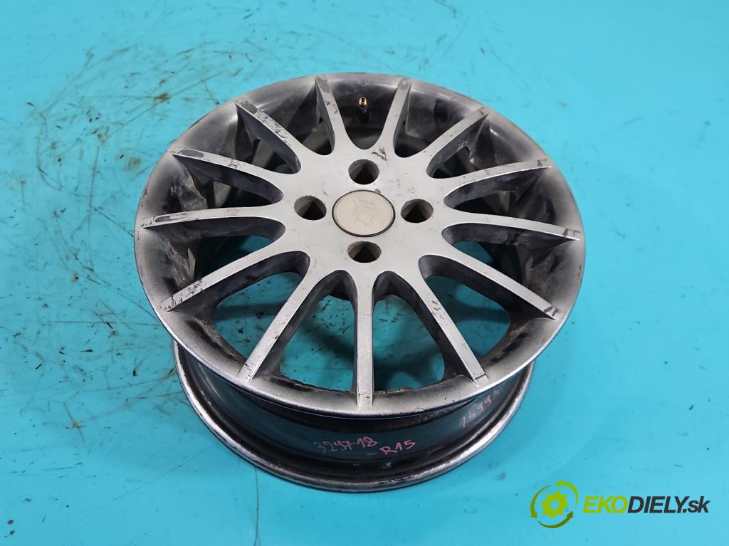 Fiat Punto Grande 1.2 8V 65 hp manual 48 kW 1242 cm3 3- Felga hliník: 15" komplet