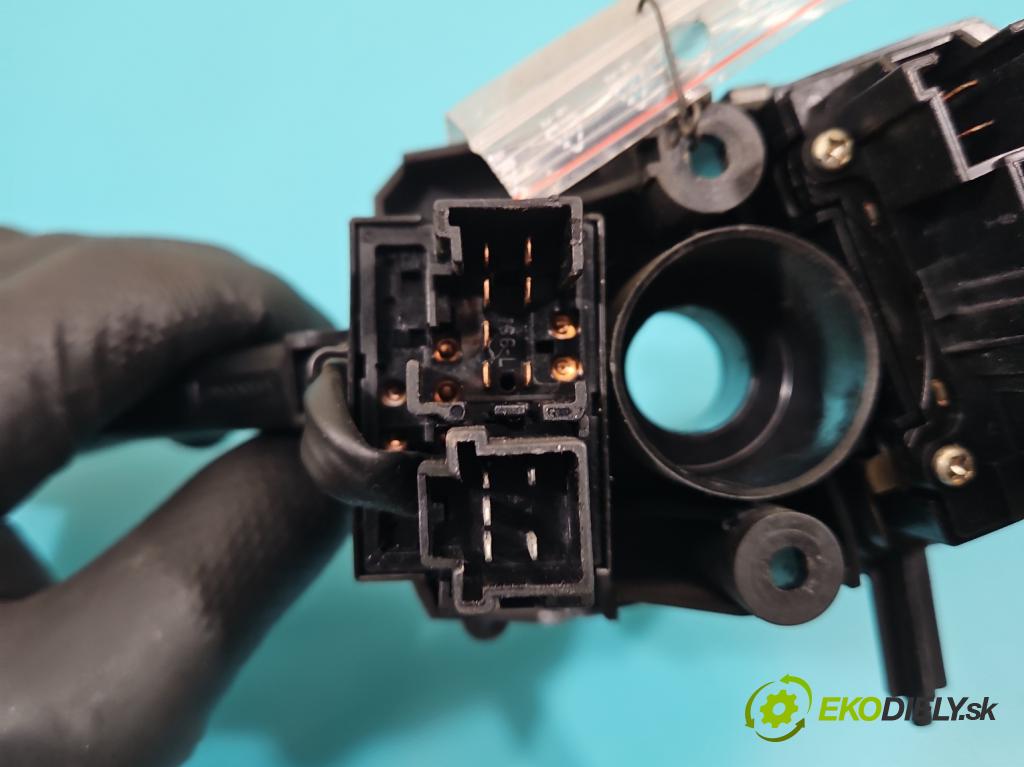 Rover 200 2.0 td 105 HP manual 77 kW 1994 cm3 3- prepínač komplex: 54353362 (Prepínacie páčky pod volantom)