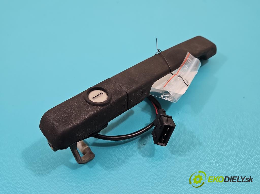 Vw Passat B3 1988-1993 1.8 90 HP manual 66 kW 1781 cm3 4- rukoväť predné ľavé mimo:  (Kľučka dverí vonkajšia predná ľavá)