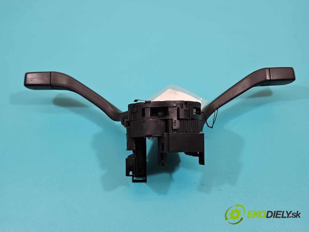 Vw Passat B3 1988-1993 1.8 90 HP manual 66 kW 1781 cm3 4- prepínač komplex: QC88002 (Prepínacie páčky pod volantom)