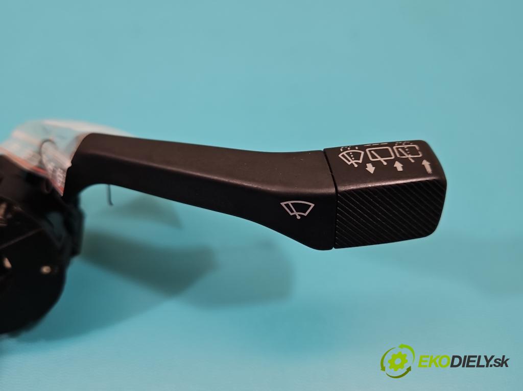 Vw Passat B3 1988-1993 1.8 90 HP manual 66 kW 1781 cm3 4- prepínač komplex: QC88002 (Prepínacie páčky pod volantom)