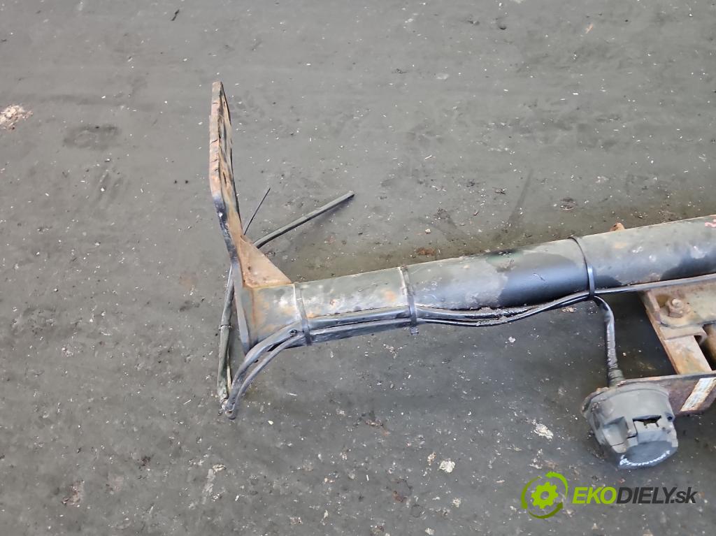 Renault Kangoo I 1998-2008 1.5 dci 65 hp manual 48 kW 1461 cm3 5- oko tažné  (Tažné zařízení)