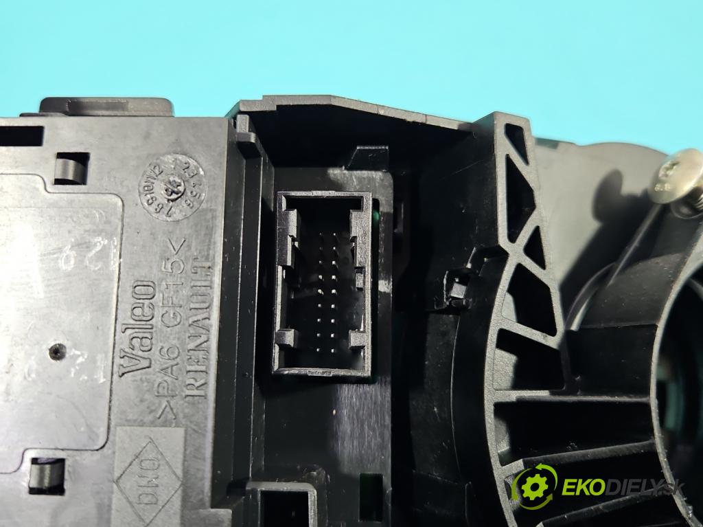 Renault Scenic II 2003-2009 1.9 dci 120 HP manual 88 kW 1870 cm3 5- prepínač komplex: 820012772819 (Prepínacie páčky pod volantom)