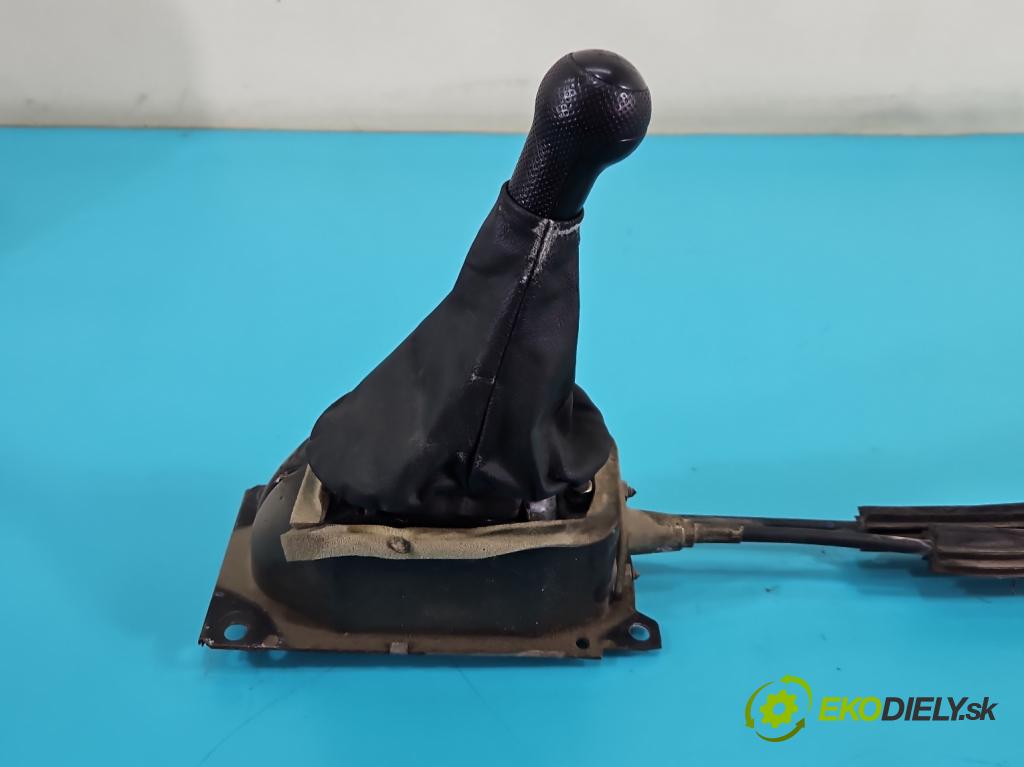 Vw Lupo 1.4 mpi 60 hp manual 44 kW 1390 cm3 3- kulisa změny stupňová  (Řadicí páka (kulisa) )