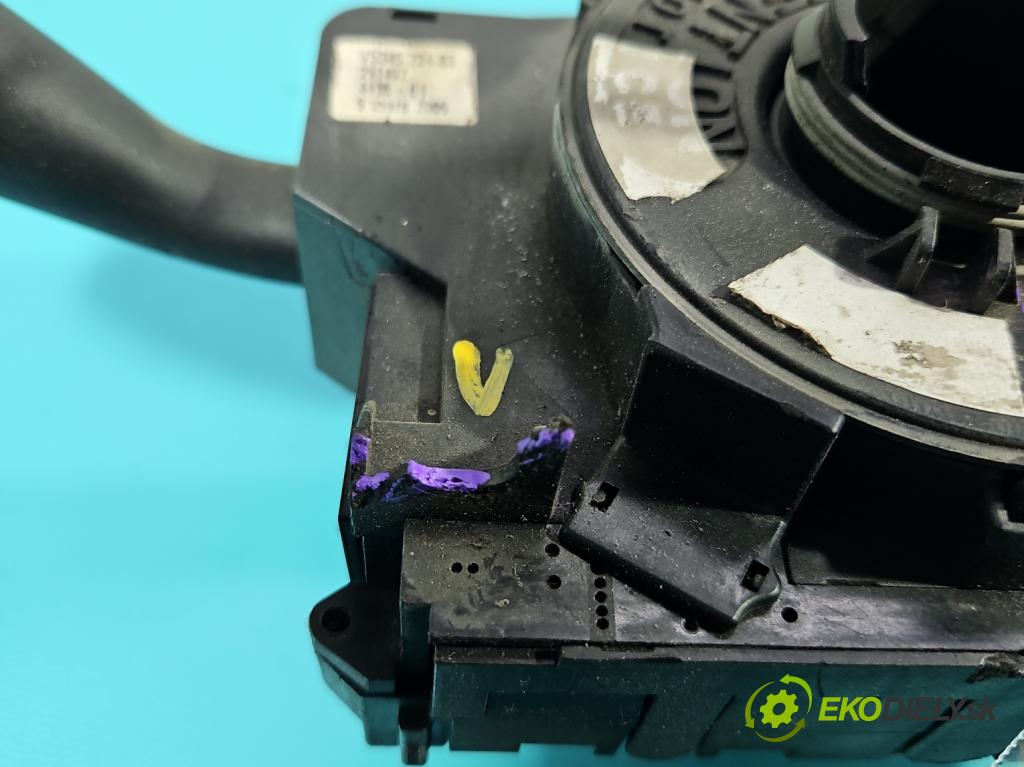 Peugeot 206 1.1 8V 60 HP manual 44 kW 1124 cm3 3- prepínač komplex: VS34572483 (Prepínacie páčky pod volantom)