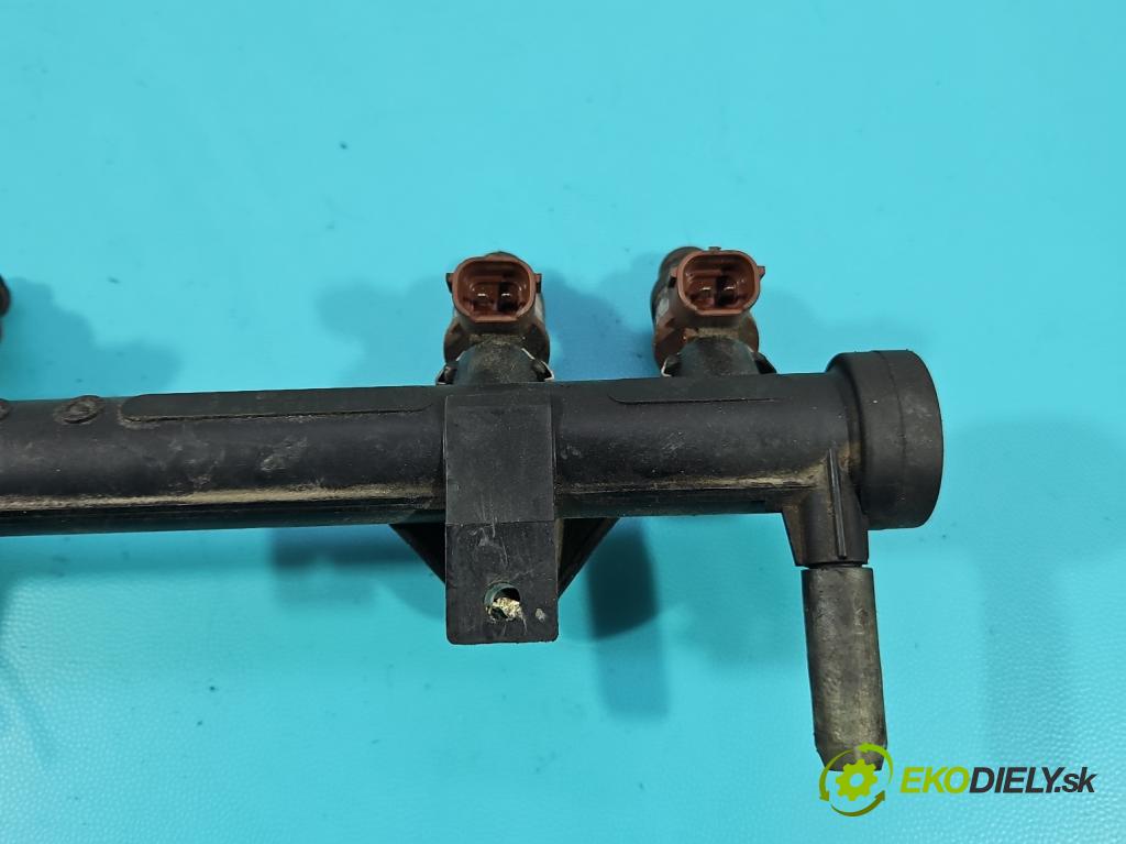 Skoda Fabia I 1999-2007 1.4 mpi 68 HP manual 50 kW 1397 cm3 5- vstrek 047133319 (Vstrekovač paliva)