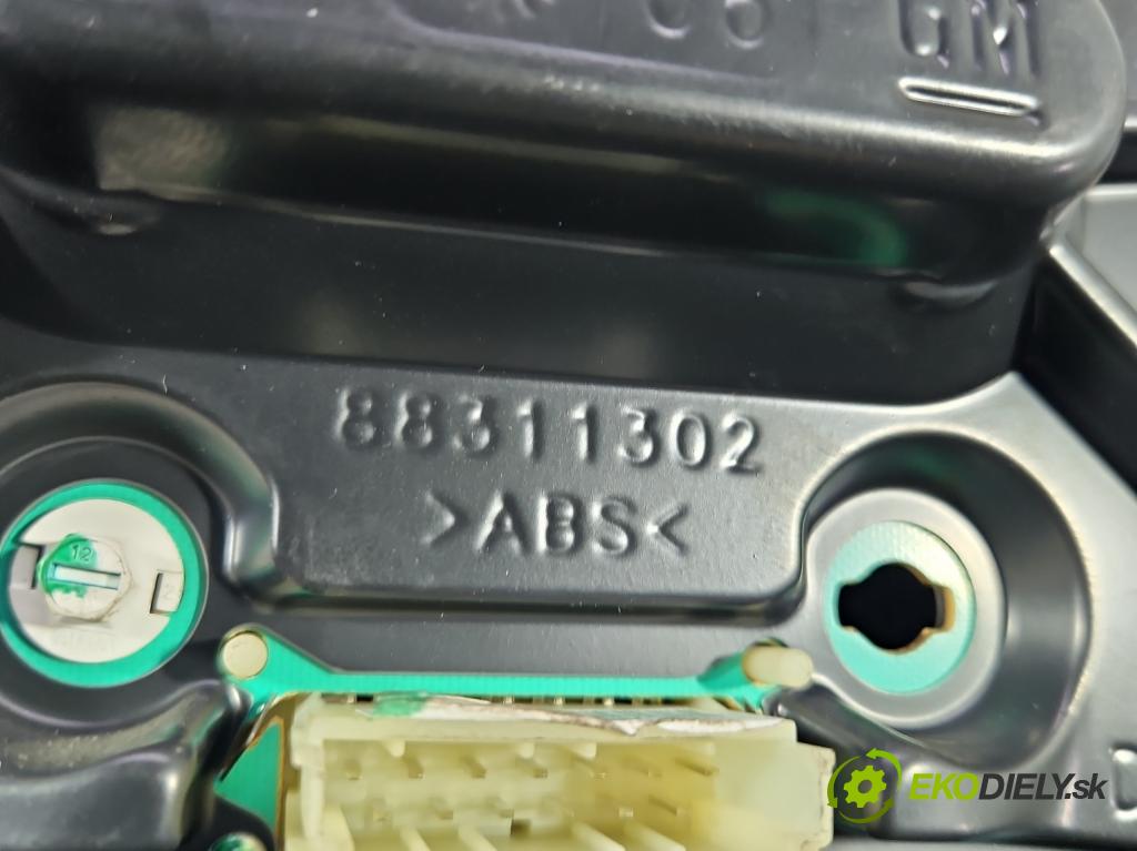 Opel Meriva A 2002-2010 1.6 16V 105 hp manual 77 kW 1598 cm3 5- řídící jednotka motoru 12249823
