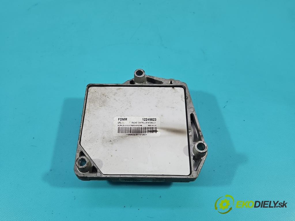 Opel Meriva A 2002-2010 1.6 16V 105 hp manual 77 kW 1598 cm3 5- řídící jednotka motoru 12249823