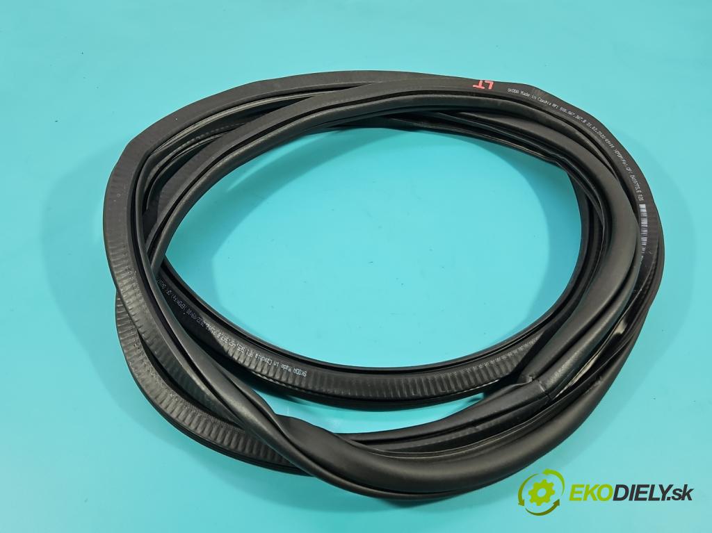 Skoda Kodiaq I 2.0 TSI 190 hp automatic 140 kW 1984 cm3 5- Těsnění: dveře zadní levé 565867367 (Karoserie ostatní)