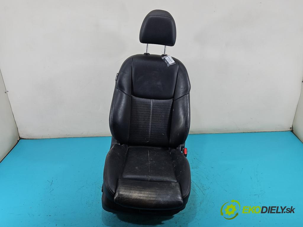 Infiniti Q50 I 2013-2024 2.0 T 211KM automatic 155 kW 1991 cm3 4- Sedačka pravý  (Sedadlo)