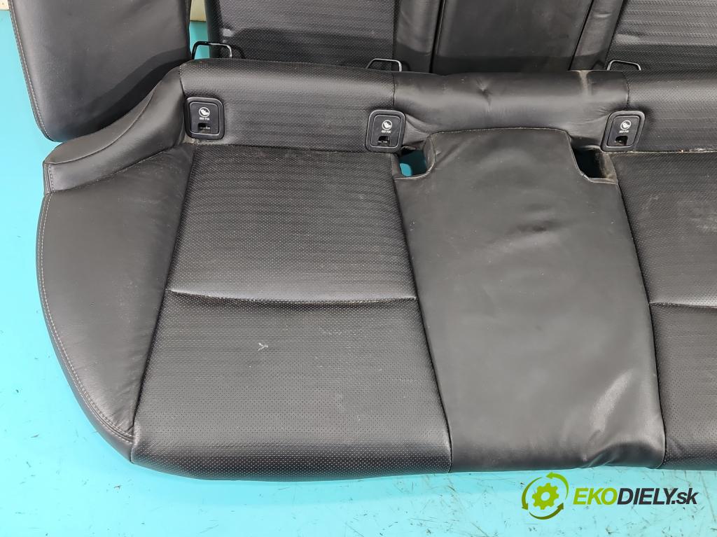 Infiniti Q50 I 2013-2024 2.0 T 211KM automatic 155 kW 1991 cm3 4- Pohovka: zadné (Sedadlo)