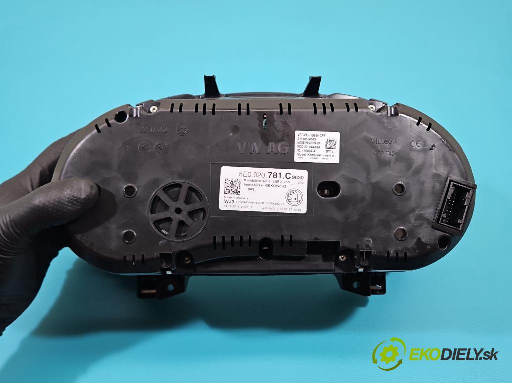 Skoda Octavia III 2013- 2.0 tdi 150 HP manual 110 kW 1968 cm3 5- prístrojovka/ budíky 5E0920781C (Prístrojová doska)