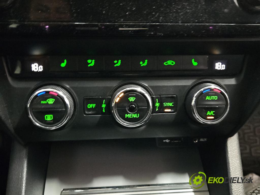 Skoda Octavia III 2013- 2.0 tdi 150 hp manual 110 kW 1968 cm3 5- palubní deska panel topení 5E0907044AG