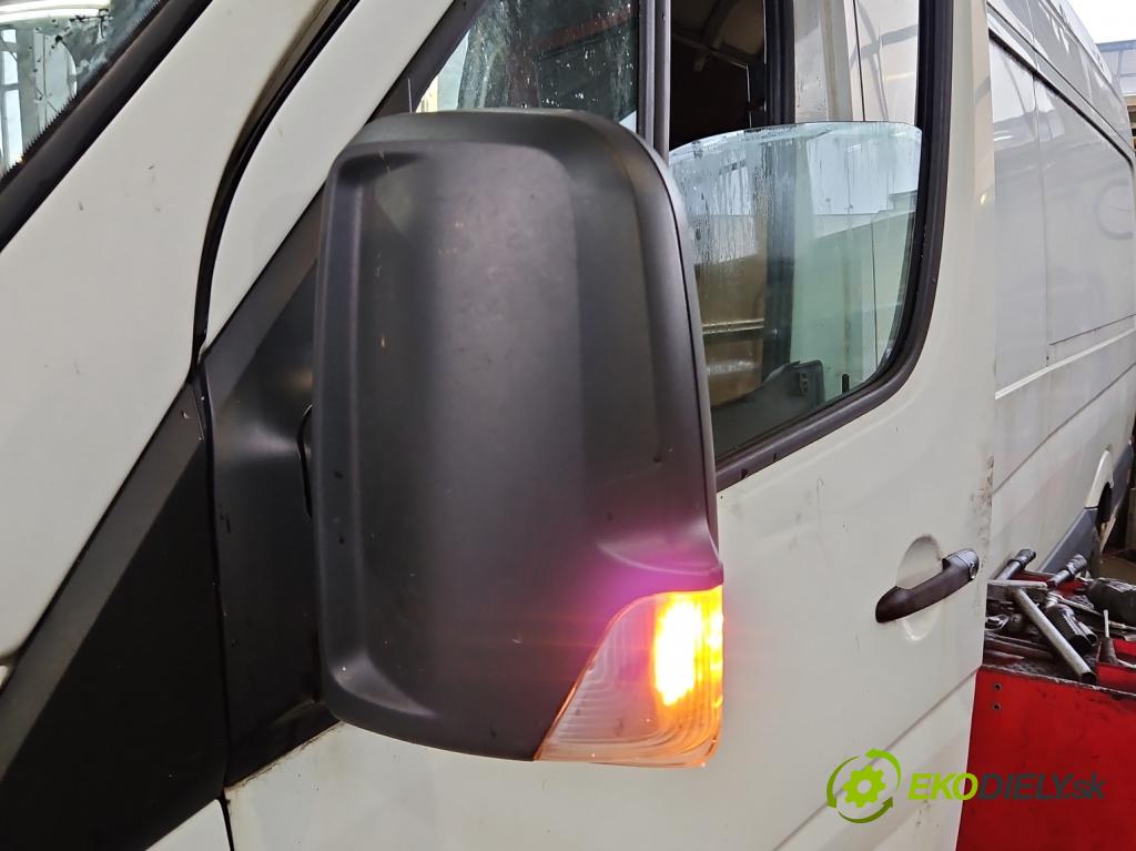 Vw Crafter 2006-2016 2.5 tdi 136hp manual 100 kW 2461 cm3 5- zpětné zrcátko levé 2E1857501Q (Klika dveří ostatní)