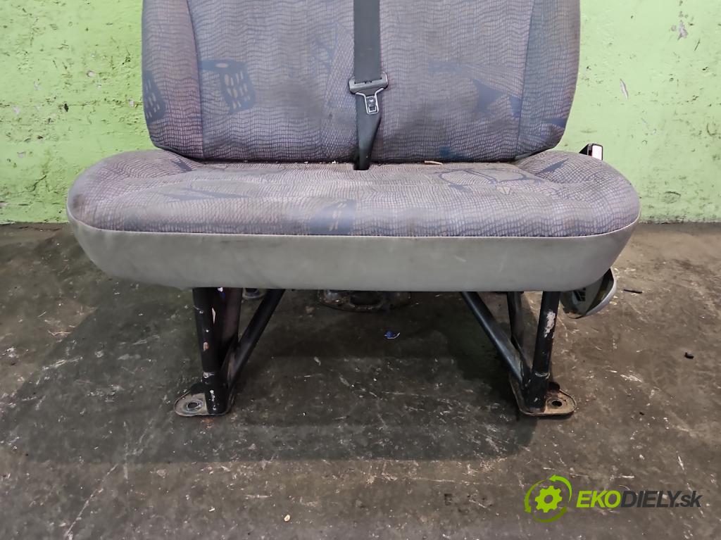 Renault Trafic II 2001-2014 1.9 dci 99 HP manual 73 kW 1870 cm3 5- Sedačka pravý  (Sedadlo)