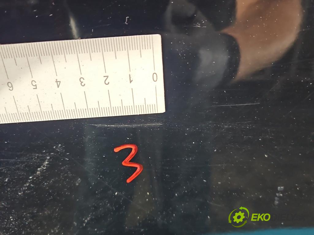 Honda Fr-v 1.7 16V 125 hp manual 92 kW 1668 cm3 5- dveře zadní pravé  (Klika dveří ostatní)