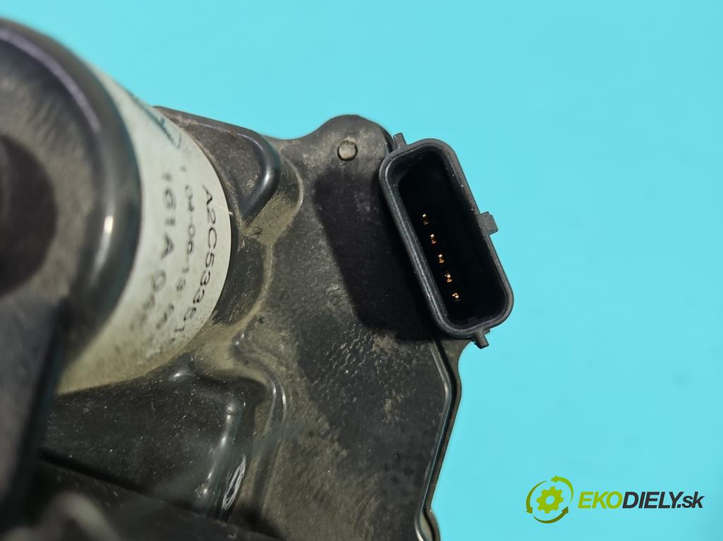 Nissan Qashqai I J10 2006-2013 1.6 dci 131 HP manual 96 kW 1598 cm3 5- klapka 8201061908 (Škrtiaca klapka)