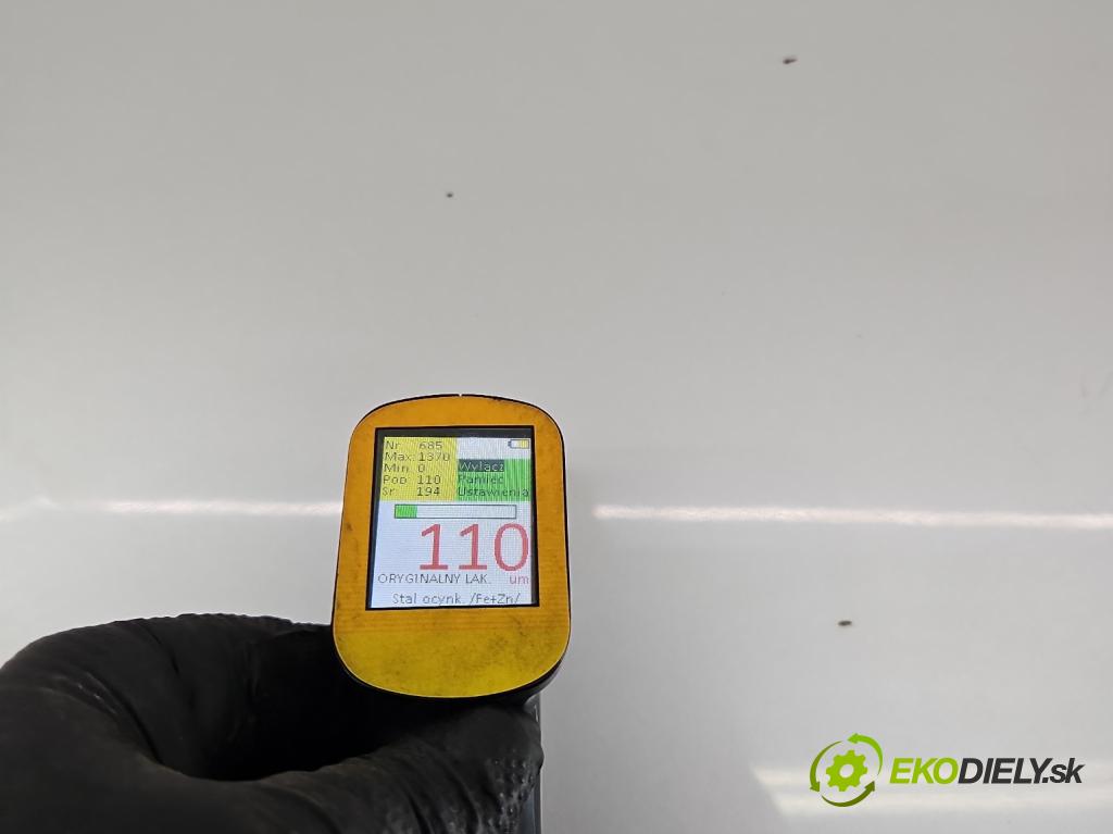 Volvo S80 II 2006-2016 2.4 D5 185 hp automatic 136 kW 2400 cm3 4- zadní kufrové dveře  (Zadní kapota (kufr))