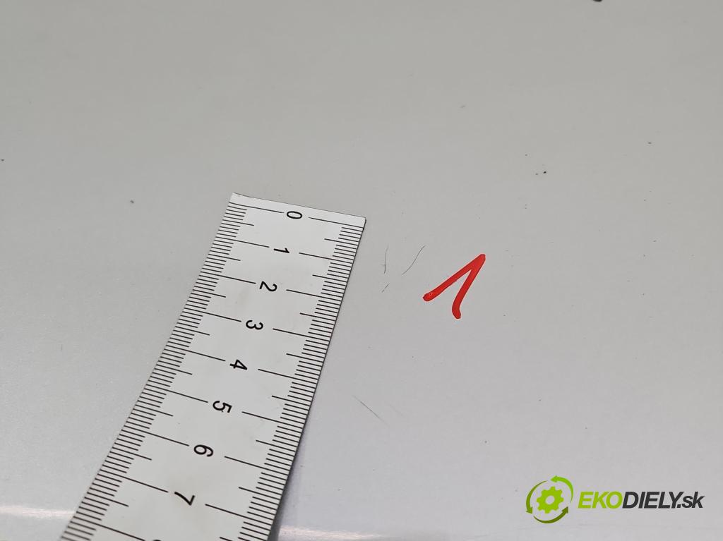 Volvo S80 II 2006-2016 2.4 D5 185 hp automatic 136 kW 2400 cm3 4- zadní kufrové dveře  (Zadní kapota (kufr))