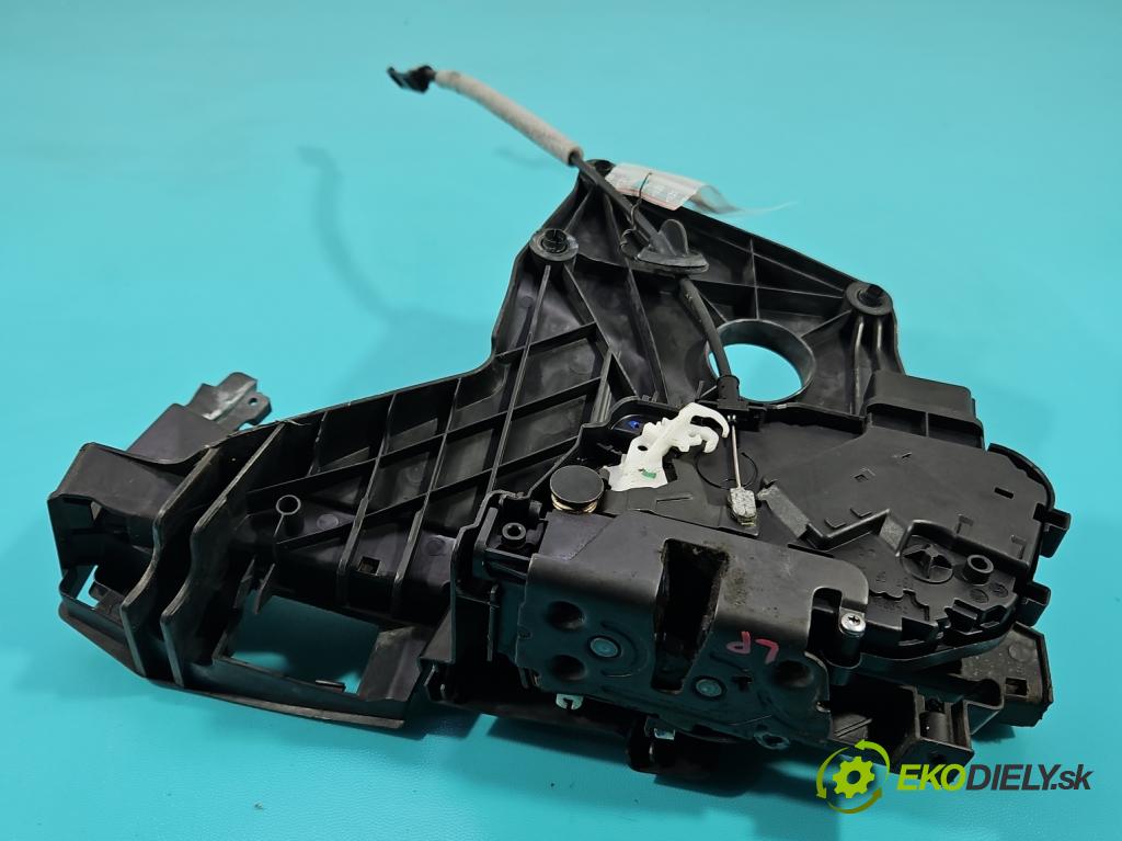 Volvo S80 II 2006-2016 2.4 D5 185 hp automatic 136 kW 2400 cm3 4- zámek přední levý 30661072