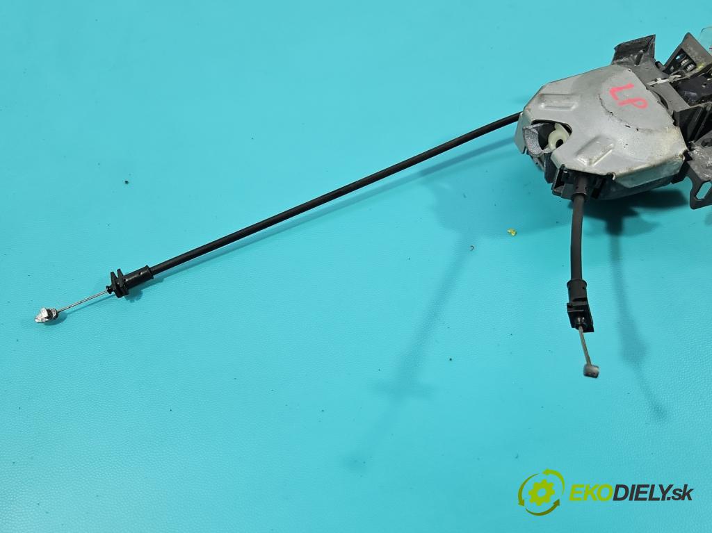 Volvo S80 II 2006-2016 2.4 D5 185 HP automatic 136 kW 2400 cm3 4- rukoväť predné ľavé mimo:  (Kľučka dverí vonkajšia predná ľavá)