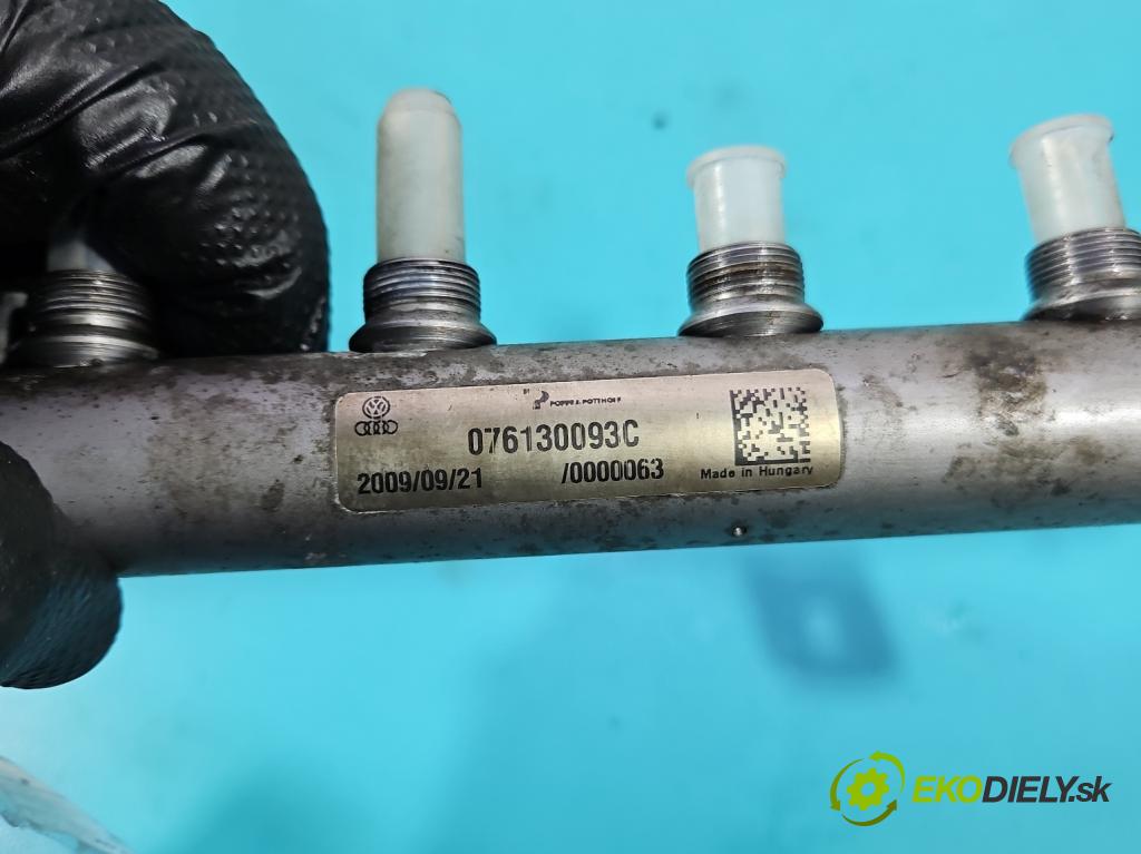 Vw Crafter 2006-2016 2.5 tdi 136 HP manual 100 kW 2461 cm3 5- lišta vstrekovacia 076130093C (Vstrekovacia lišta)