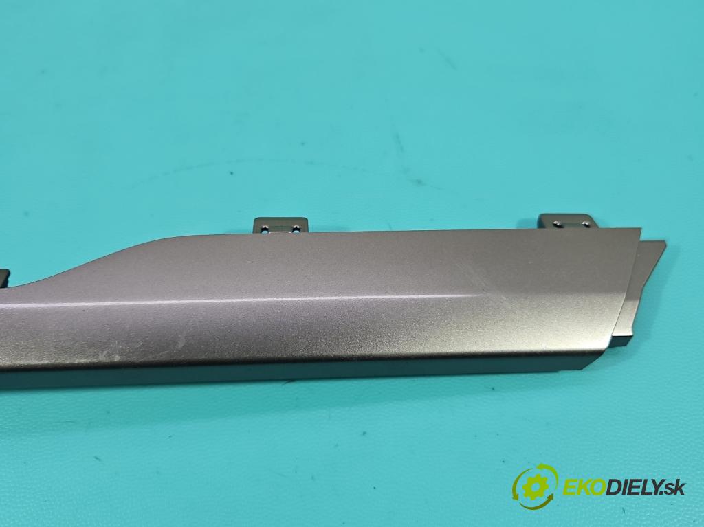 Suzuki Vitara II 2015- 1.5 16V 102 hp automatic 75 kW 1462 cm3 5- lišta ozdobná interiéry: 156964110X00