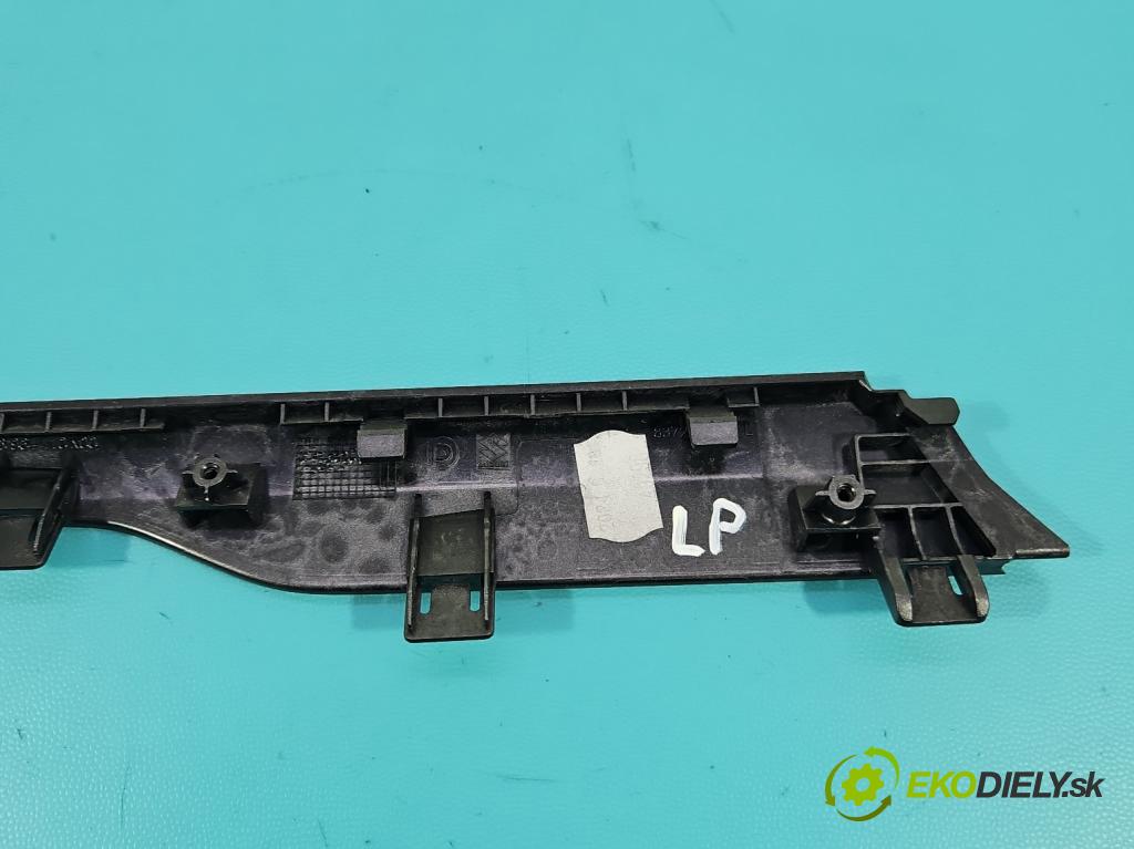 Suzuki Vitara II 2015- 1.5 16V 102 hp automatic 75 kW 1462 cm3 5- lišta ozdobná interiéry: 156964110X00