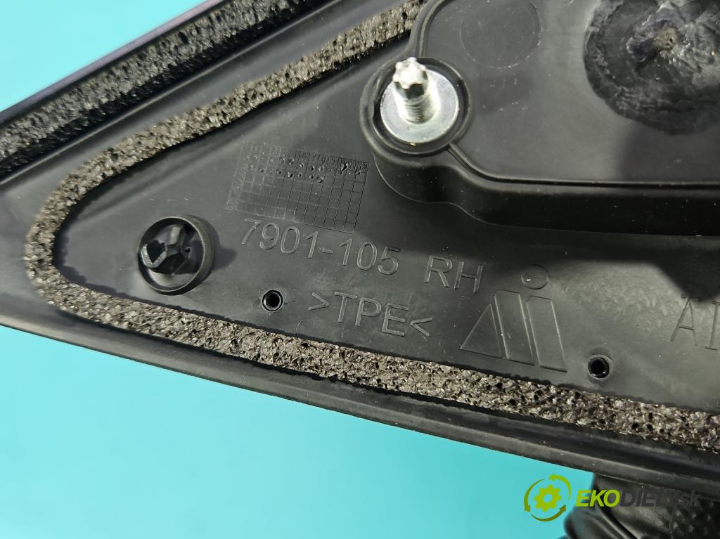 Suzuki Vitara II 2015- 1.5 16V 102 HP automatic 75 kW 1462 cm3 5- zrkadlo pravé 84701-54PM1 (Kľučka dverí ostatné)